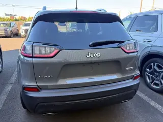 Jeep Cherokee 2021 4x4 Latitude Lux 4dr SUV