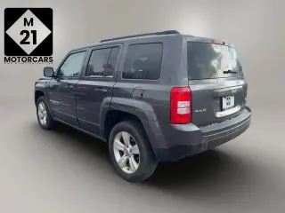 Jeep Patriot 2017 4x4 Latitude 4dr SUV