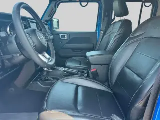 Jeep Wrangler 2023 4x4 Sahara 4xe 4dr SUV