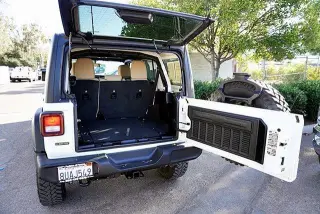 Jeep Wrangler Unlimited 2021 4x4 Deportivo 4 SUV
