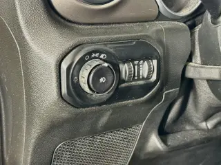 Jeep Wrangler Unlimited 2018 4x4 Deportivo 4SUV (lanzamiento a mitad de año)