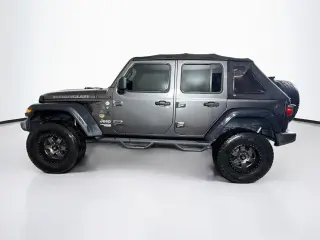 Jeep Wrangler Unlimited 2018 4x4 Deportivo 4SUV (lanzamiento a mitad de año)