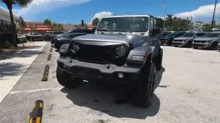 Jeep Wrangler Unlimited 2018 4x4 Deportivo 4dr SUV (lanzamiento a mitad de año)
