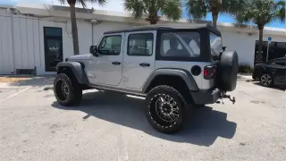Jeep Wrangler Unlimited 2018 4x4 Deportivo 4dr SUV (lanzamiento a mitad de año)
