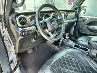 Jeep Wrangler Unlimited 2018 4x4 Deportivo 4dr SUV (lanzamiento a mitad de año)