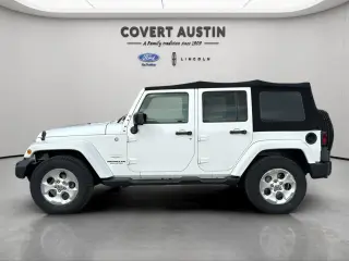 Jeep Wrangler Unlimited 2015 4x4 Sahara 4dr SUV