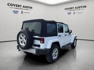 Jeep Wrangler Unlimited 2015 4x4 Sahara 4dr SUV