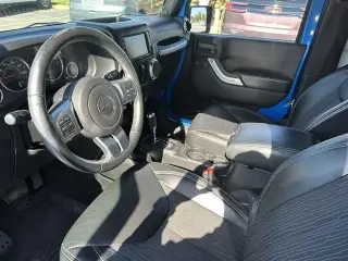 Jeep Wrangler 2014 4x4 Sport 2dr SUV