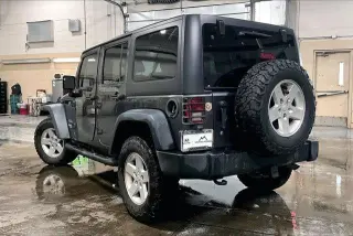 Jeep Wrangler Unlimited 2016 4x4 Sport S 4dr SUV