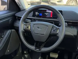 Ford Mustang Mach-E 2023 AWD Premium 4dr SUV