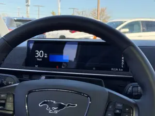 Ford Mustang Mach-E 2023 AWD Premium 4dr SUV