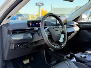 Ford Mustang Mach-E 2023 AWD Premium 4dr SUV