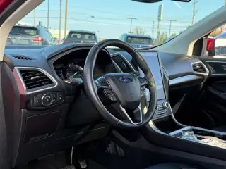 Ford Edge 2022 AWD SEL 4dr Crossover