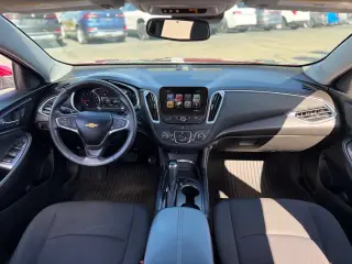 Chevrolet Malibu 2018 LT 4dr Sedán