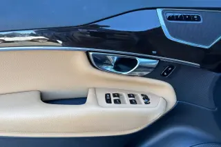 Volvo XC90 2019 AWD T6 Momentum 4dr SUV