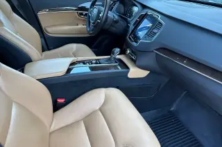 Volvo XC90 2019 AWD T6 Momentum 4dr SUV
