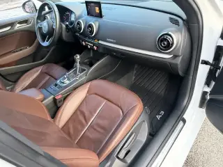 Audi A3 2017 AWD 2.0T quattro Premium 4dr Sedán