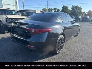 Alfa Romeo Giulia 2021 AWD Sprint 4dr Sedán