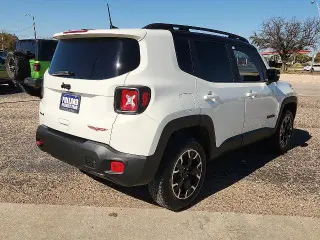 Jeep Renegade 2023 4x4 Trailhawk 4dr SUV