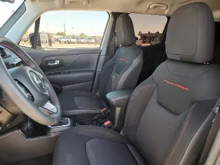 Jeep Renegade 2023 4x4 Trailhawk 4dr SUV