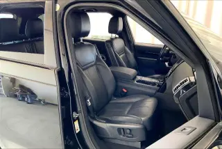 Land Rover Discovery 2020 AWD SE 4dr SUV