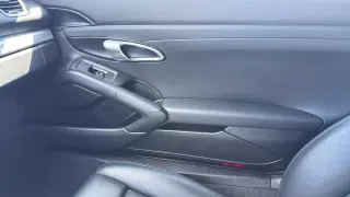 Porsche 718 Cayman 2017 2dr Coupe