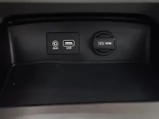 Kia Sedona 2020 LX 4 puertas Minivan