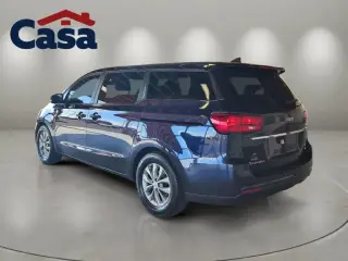 Kia Sedona 2020 LX 4 puertas Minivan