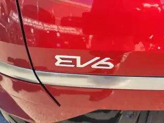 Kia EV6 2023 AWD Wind 4dr Crossover