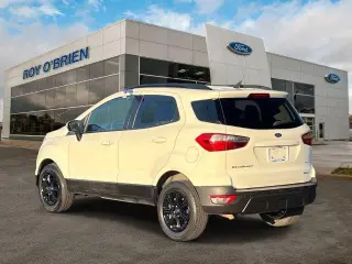 Ford EcoSport 2022 AWD SE 4dr Crossover