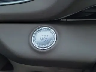 Genesis GV80 2024 AWD 2.5T 4 puertas SUV