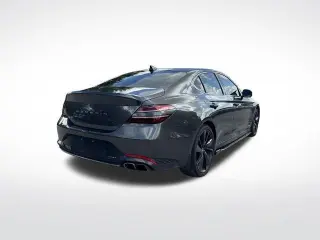 Genesis G70 2023 2.0T 4dr Sedán