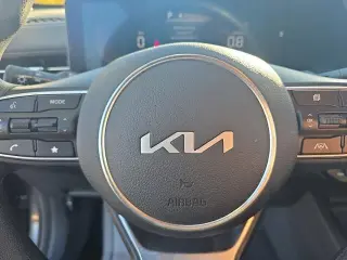 Kia K5 2026 LXS 4dr Sedán