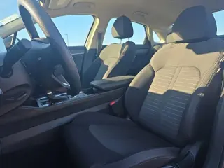 Kia K5 2026 LXS 4dr Sedán