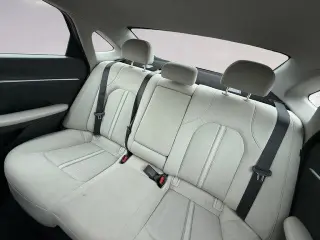 Hyundai SONATA Híbrido 2025 SEL 4dr Sedán