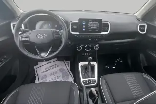Hyundai VENUE 2024 Limited 4dr Crossover