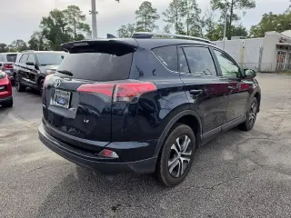 Toyota RAV4 2018 LE 4dr SUV