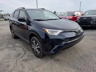 Toyota RAV4 2018 LE 4dr SUV