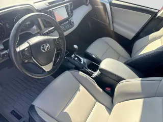 Toyota RAV4 2016 AWD Limited 4dr SUV