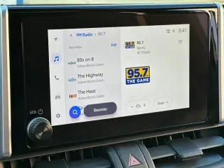Toyota RAV4 Híbrido 2025 AWD SE 4dr SUV