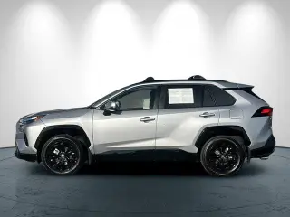 Toyota RAV4 Híbrido 2025 AWD SE 4dr SUV