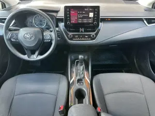 Toyota Corolla 2021 LE Sedan 4p