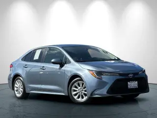 Toyota Corolla 2021 LE Sedan 4p