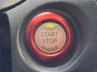 Nissan JUKE 2013 AWD S 4 puertas Crossover