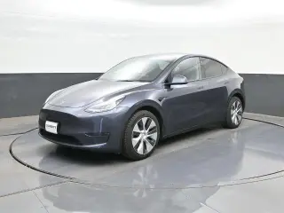 Tesla Model Y 2023 AWD Long Range 4dr Crossover