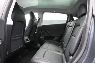 Tesla Model Y 2023 AWD Long Range 4dr Crossover