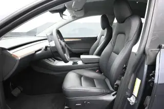 Tesla Model Y 2023 AWD Long Range 4dr Crossover