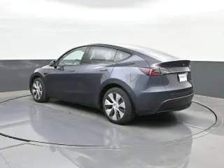 Tesla Model Y 2023 AWD Long Range 4dr Crossover