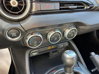 Mazda MX-5 Miata RF 2022 Grand Touring 2dr Convertible 6A