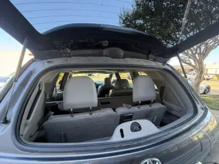 2012 Toyota Highlander Base V6